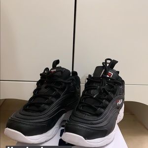 Black Fila Ray